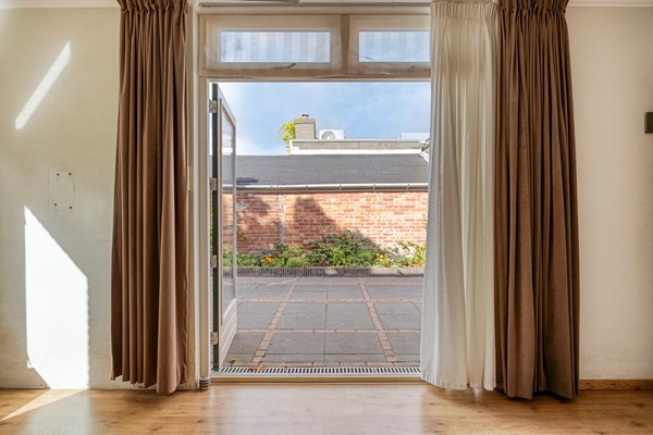 Medium property photo - Burgerhoutsestraat 150, 4702 BH Roosendaal