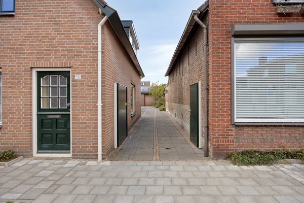 Medium property photo - Burgerhoutsestraat 150, 4702 BH Roosendaal