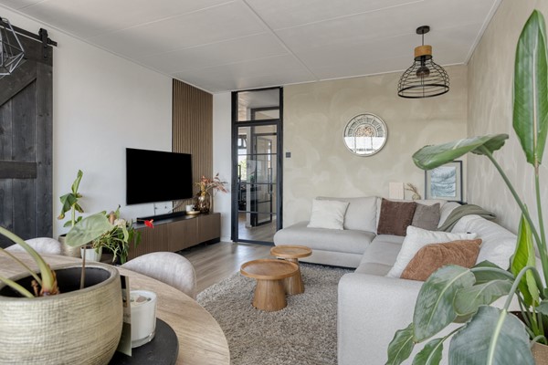 PastoorvanAkenstraat1044703bdRoosendaalNL-24.jpg