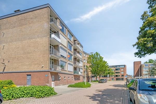 PastoorvanAkenstraat1044703bdRoosendaalNL-02.jpg