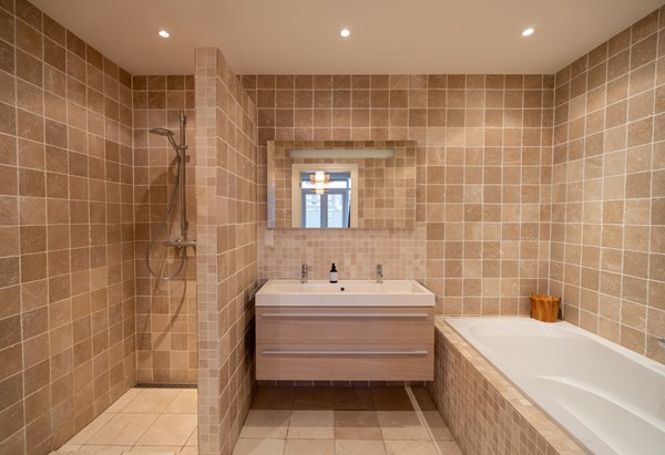 Medium property photo - Harstenhoekweg, 2587 SH Den Haag