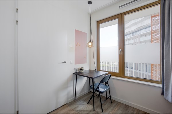 Medium property photo - Mary van der Sluisstraat 274, 1095 ME Amsterdam