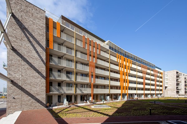 Medium property photo - Mary van der Sluisstraat 274, 1095 ME Amsterdam