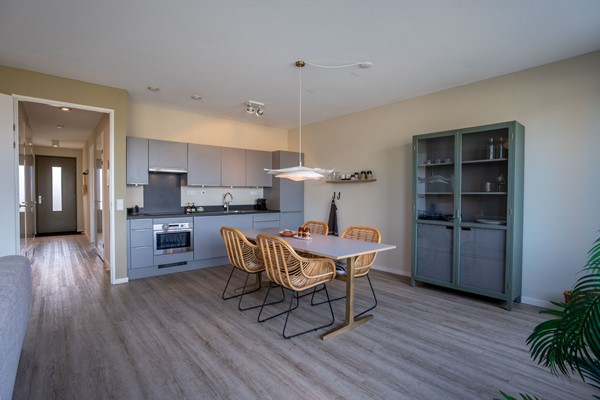 Medium property photo - Mary van der Sluisstraat 286, 1095 ME Amsterdam