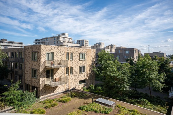 Medium property photo - Mary van der Sluisstraat 286, 1095 ME Amsterdam