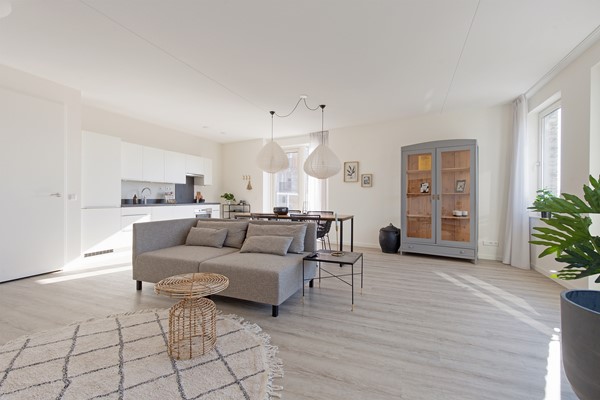 Medium property photo - Mary van der Sluisstraat 290, 1095 ME Amsterdam