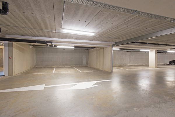 Medium property photo - Mary van der Sluisstraat 290, 1095 ME Amsterdam