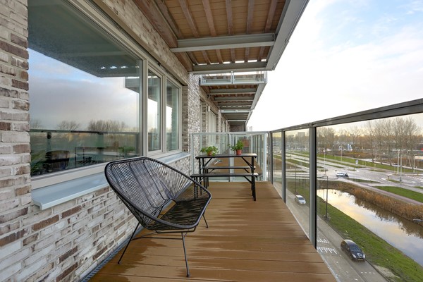 Medium property photo - Mary van der Sluisstraat 332, 1095 ME Amsterdam