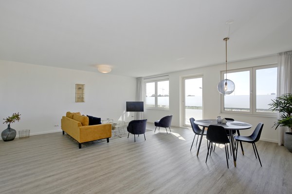 Medium property photo - Mary van der Sluisstraat 252, 1095 ME Amsterdam