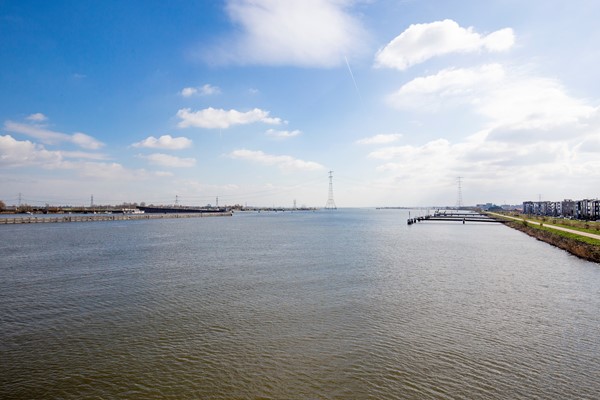 Medium property photo - Mary van der Sluisstraat 252, 1095 ME Amsterdam