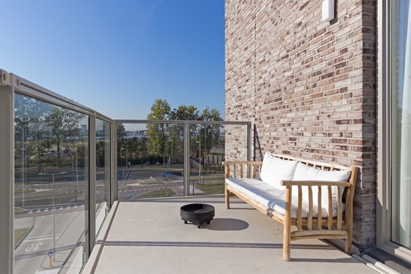 Medium property photo - Mary van der Sluisstraat 290, 1095 ME Amsterdam