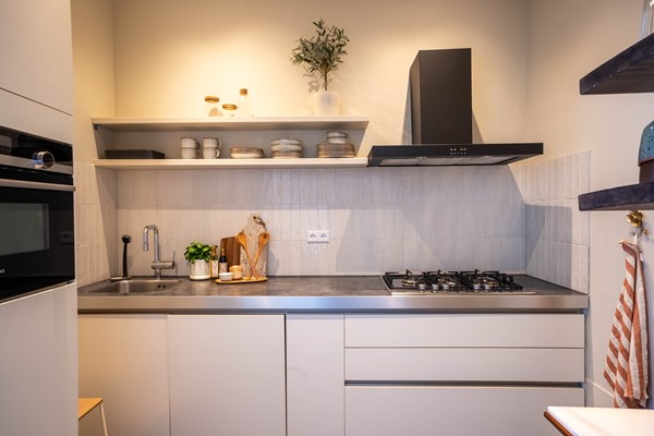 Medium property photo - Lodewijk Tripstraat 9h, 1052 ER Amsterdam
