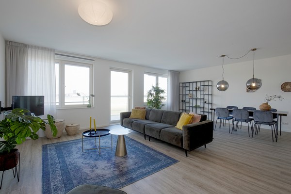 apartments for rent on Mary van der Sluisstraat 274
