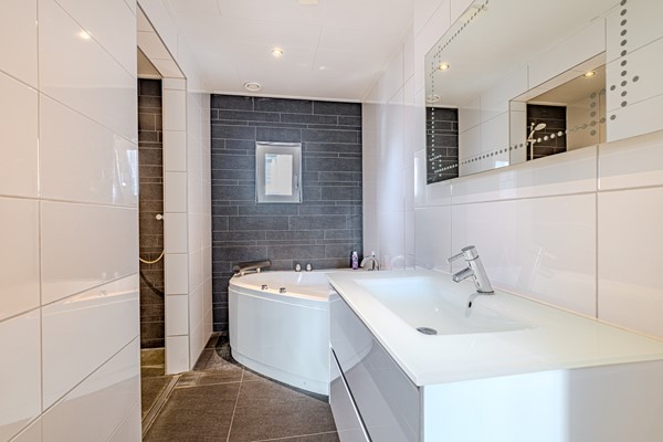 Medium property photo - Esborgstraat 4, 9679 BT Scheemda