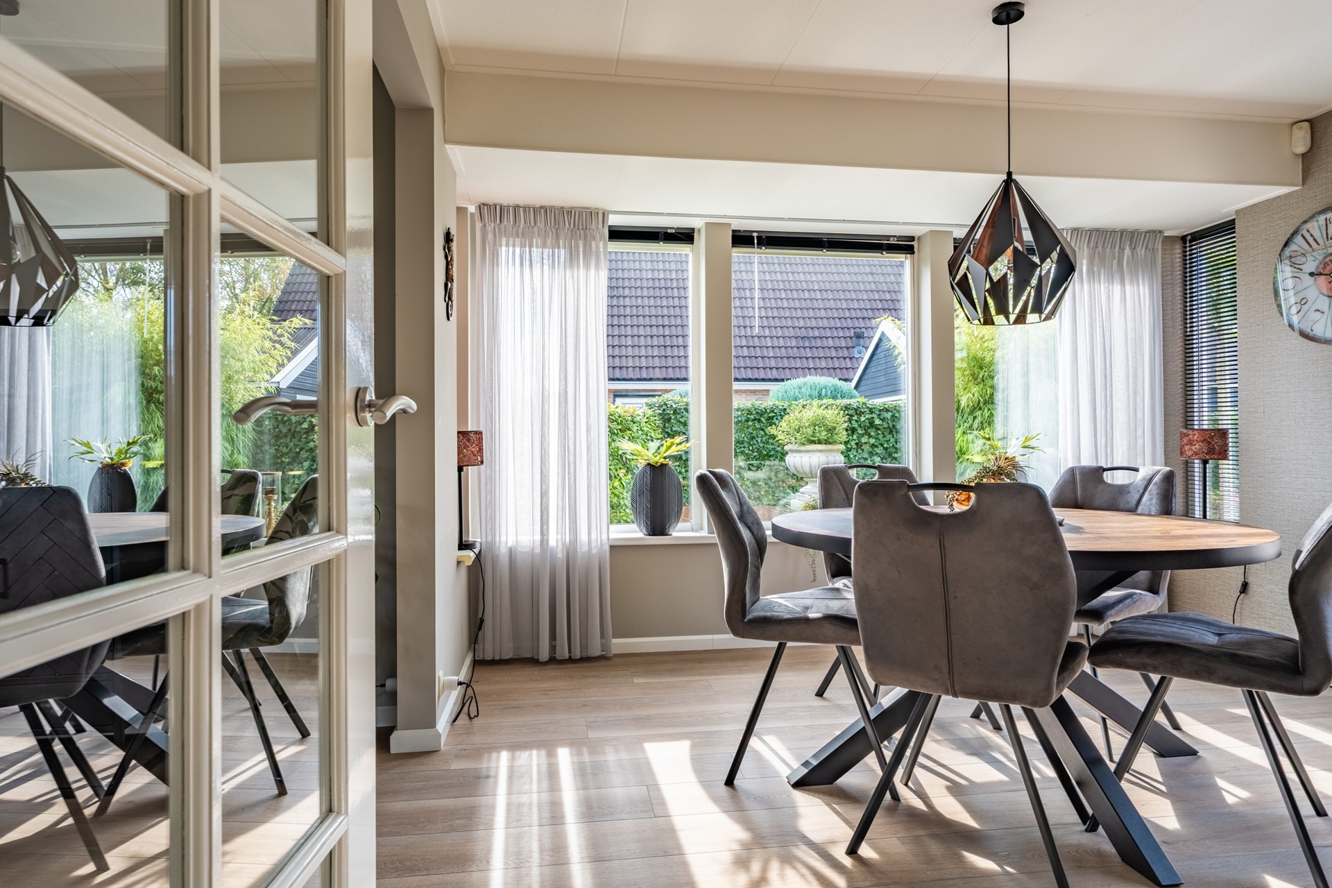 Vrijstaande woning te koop: van Damslaan 4, Finsterwolde