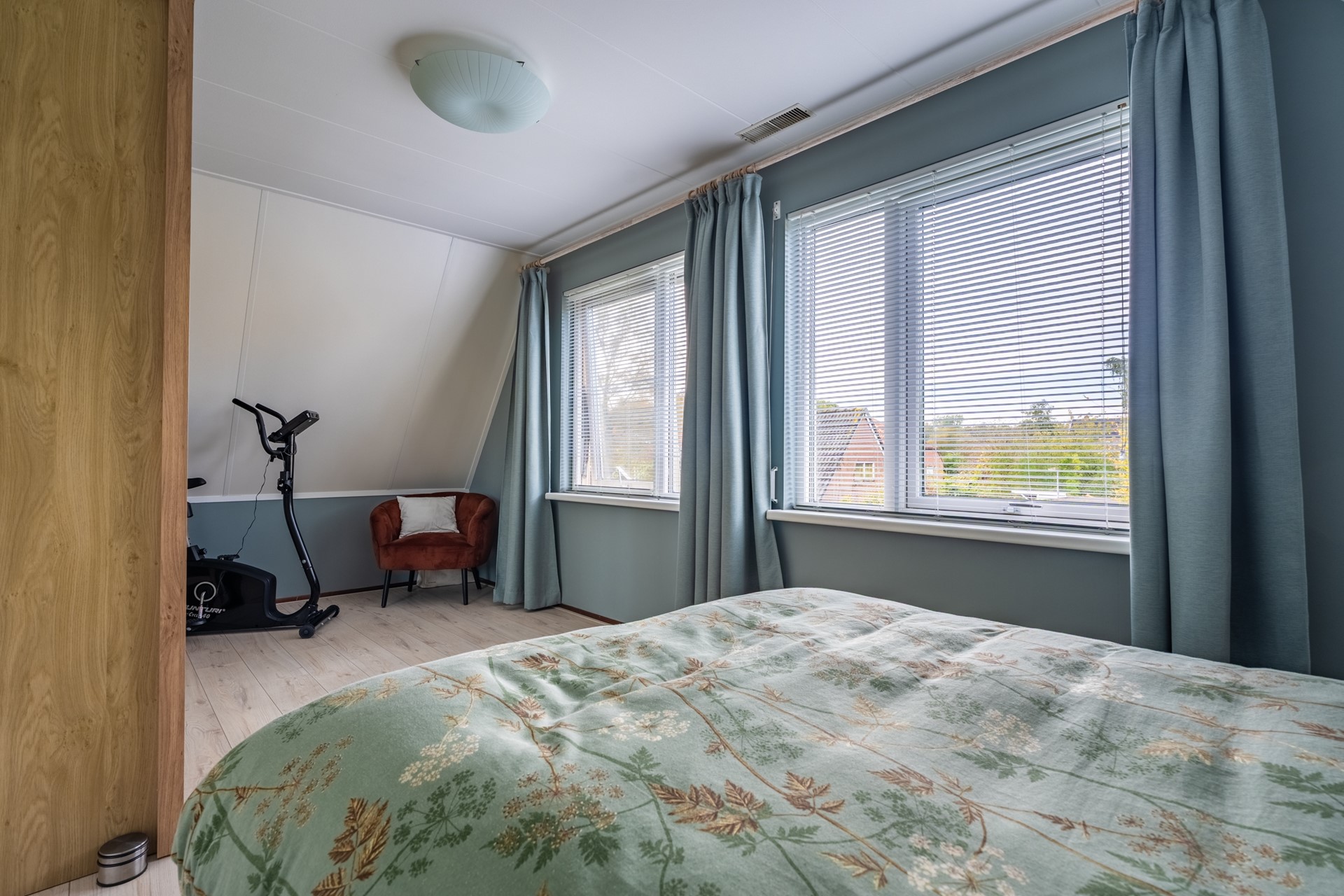 Vrijstaande woning te koop: van Damslaan 4, Finsterwolde