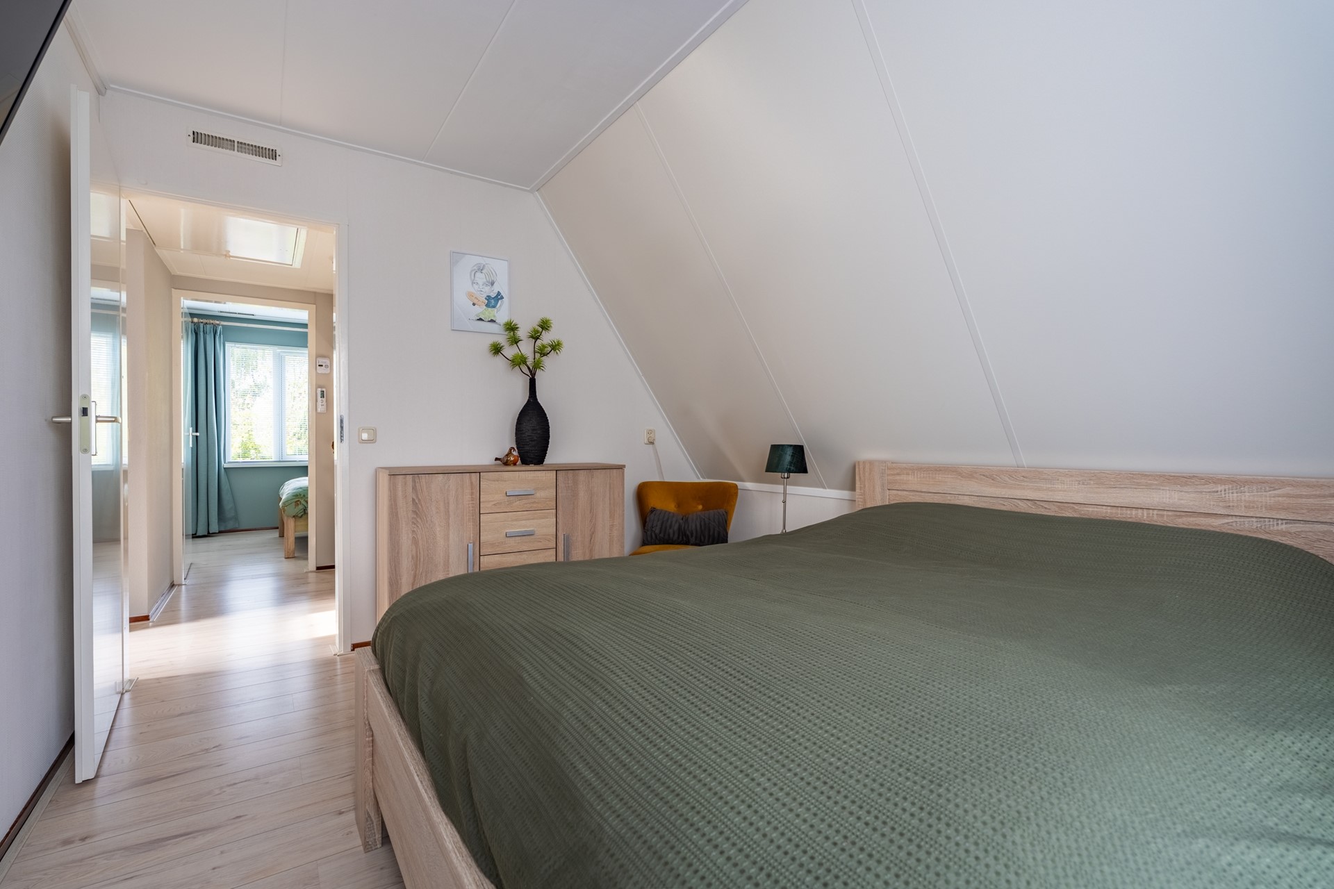 Vrijstaande woning te koop: van Damslaan 4, Finsterwolde