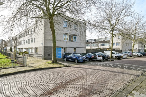 Under offer: Bijvoetstraat 2, 2033 ZD Haarlem
