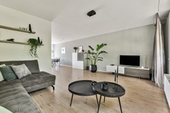 New for sale: Laan van Vlaanderen 112, 1066 KS Amsterdam