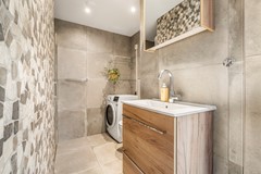 New for sale: Jacob van Lennepkade 121E, 1054 ZJ Amsterdam
