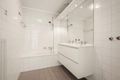 New for sale: Duke Ellingtonstraat 25, 1066 GE Amsterdam