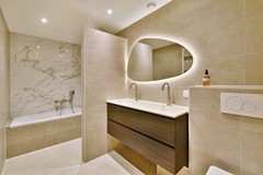 For sale: Osdorpplein 196, 1068 EP Amsterdam