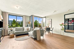 Te koop: Plezierig wonen met winkels en voorzieningen binnen handbereik. Erfpacht eeuwigdurend afgekocht!