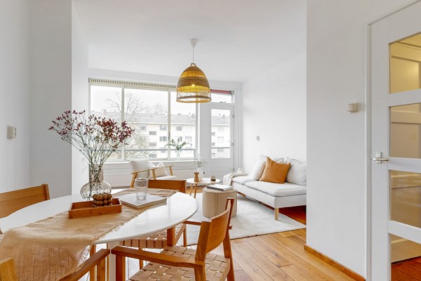 READY TO MOVE IN 2 BEDROOM FLAT AMSTERDAM-WEST