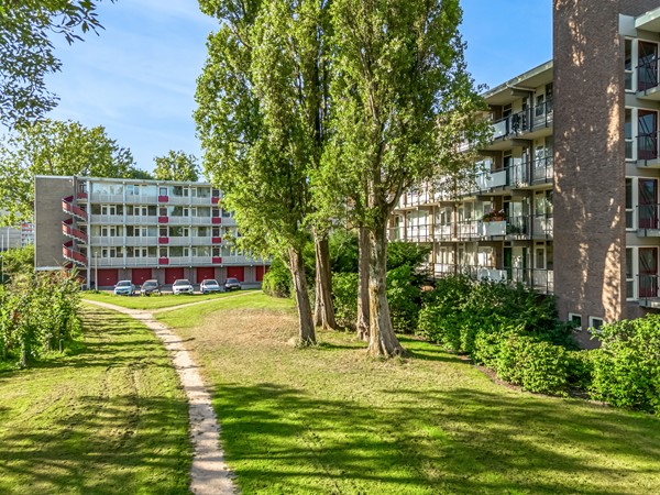 Ruim 3-kamer appartement van 80 m2 met lift op toplocatie