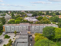 02.jpg
