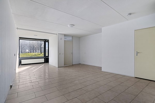 Medium property photo - Nadezjda Mandelstamstraat 53, 1102 JJ Amsterdam