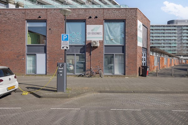 Medium property photo - Nadezjda Mandelstamstraat 53, 1102 JJ Amsterdam