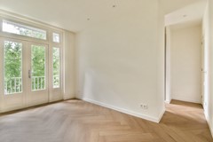 Sold subject to conditions: Rooseveltlaan 73-1, 1079 AE Amsterdam