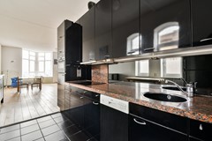 Onder bod: Zeeburgerkade 452, 1019 HP Amsterdam