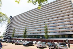 Rented: Burgemeester Hogguerstraat 327, 1064 CR Amsterdam