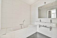 Verhuurd: Nassaukade 92H, 1052 CW Amsterdam