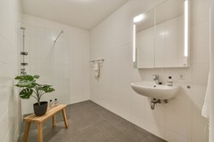 Under offer: Mary van der Sluisstraat 344, 1095 ME Amsterdam