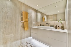 Koop: Karthuizersplantsoen 9, 1015 LS Amsterdam