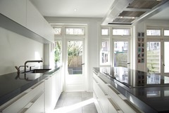 New for rent: Kinderdijkstraat 85H, 1079 GG Amsterdam