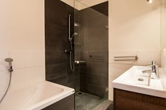 For rent: Anjeliersstraat 82C, 1015 NJ Amsterdam