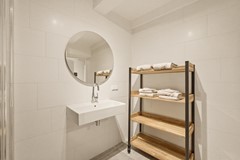 Under offer: Nieuwe Nieuwstraat 18E, 1012 NH Amsterdam