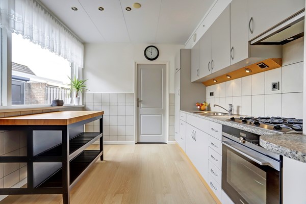 Medium property photo - Goudenregenstraat 32, 4651 MT Steenbergen