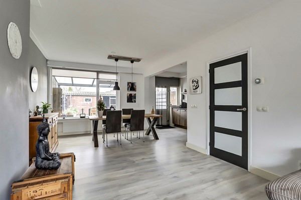 Medium property photo - Van Den Elsenstraat 20, 4872 TG Etten-Leur