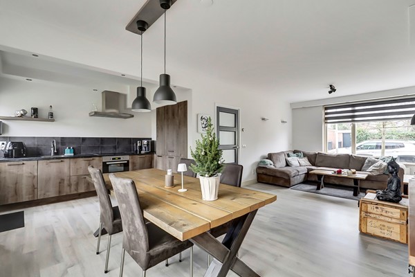 Medium property photo - Van Den Elsenstraat 20, 4872 TG Etten-Leur