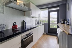 8 V12_394_1083GL171.jpg