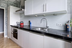 10 V12_450_1083GL171.jpg