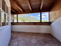 überdachter Balkon - loggia