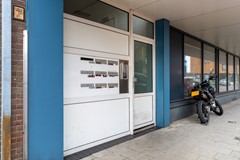 4 - Sint Jansplein 15 Waalwijk Entree.JPG