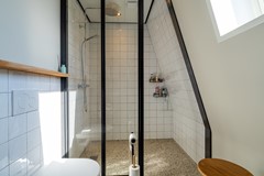 64 - Heistraat 155 Sprang-Capelle Badkamer.JPG