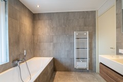 5 - Uithof 16 Wijk en Aalburg.JPG